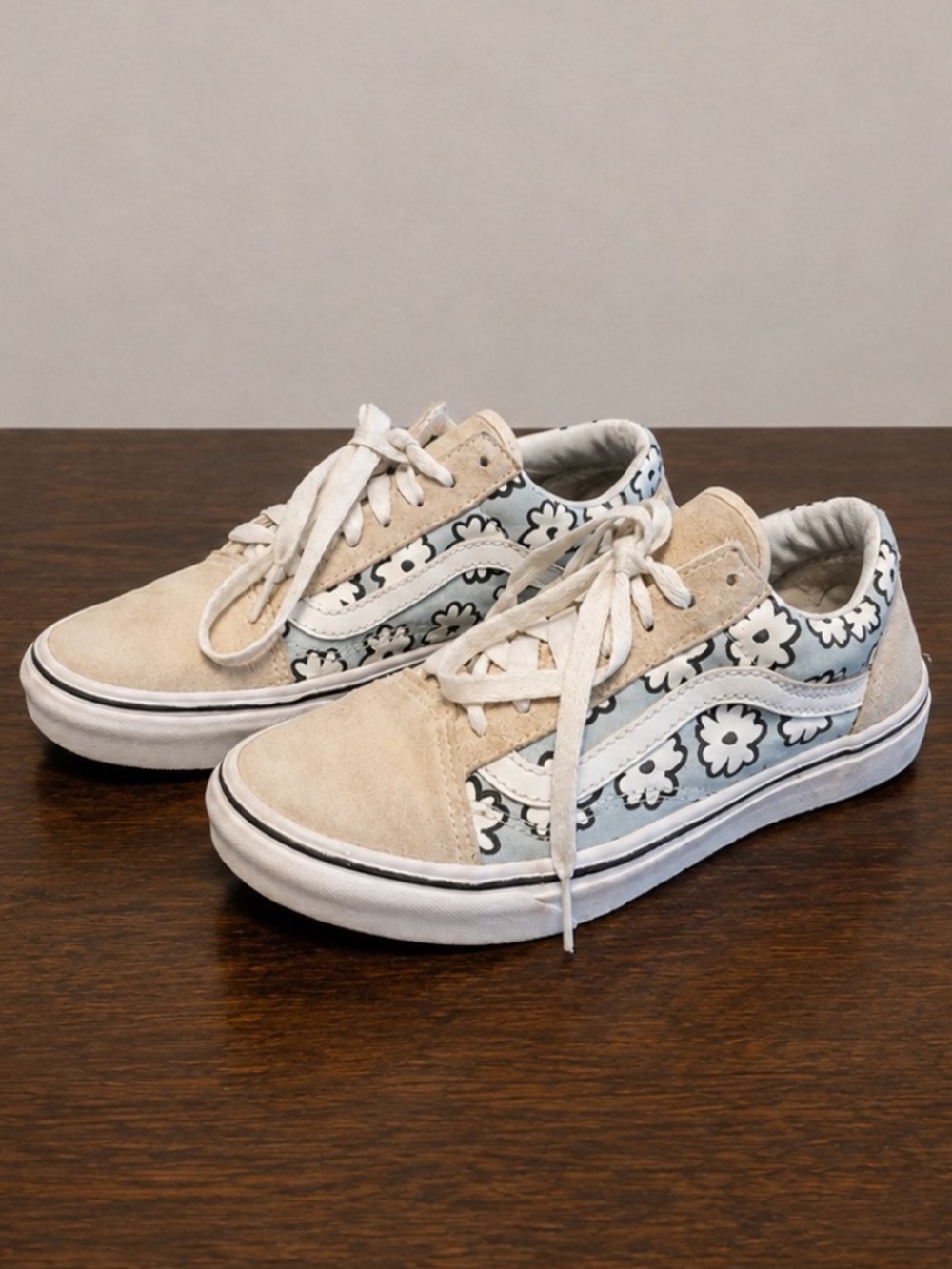 Vans ComfyCush Old Skool Floral Daisy Sneakers Women’s 6.5